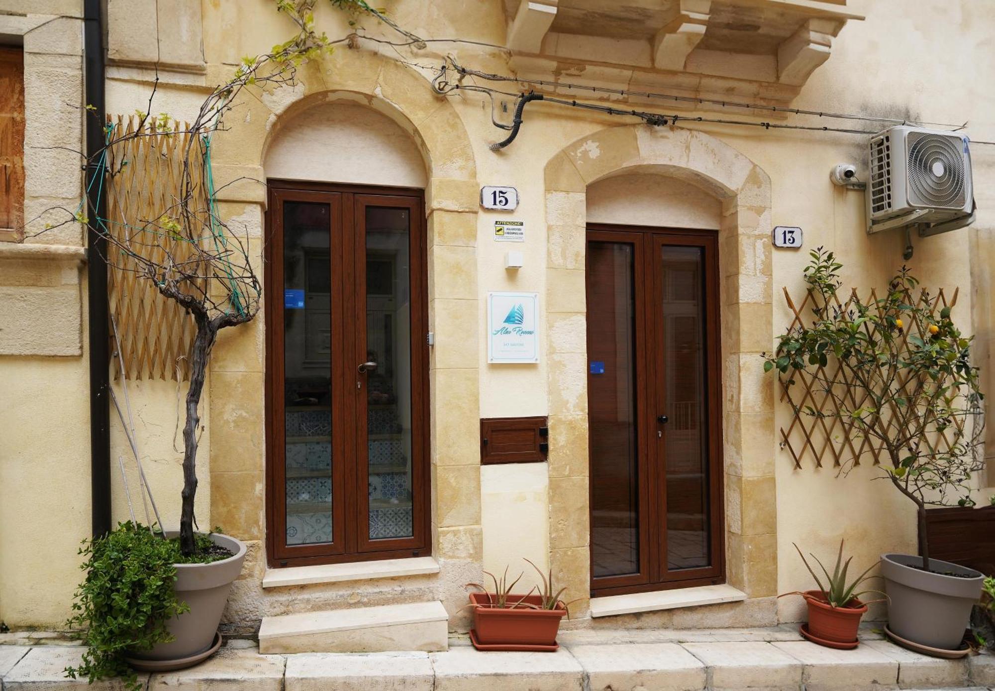 Alex Rooms Ragusa Exterior photo